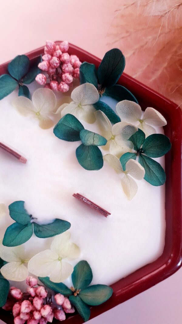 bougie-artisanale-fleurs-séchées