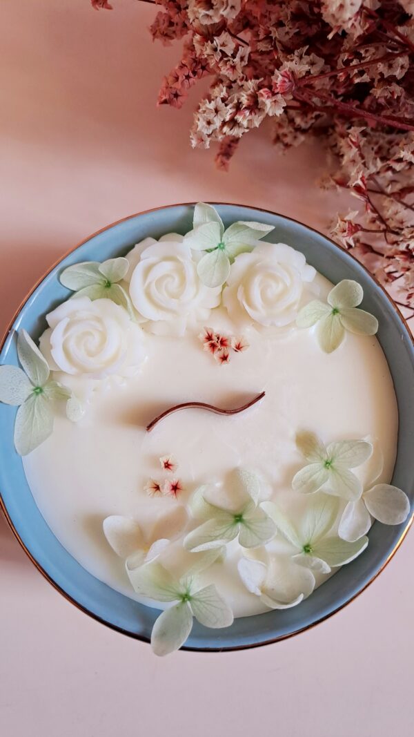 bougie-artisanale-fleurs-séchées