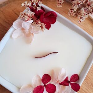 bougie-artisanale-fleurs-séchées