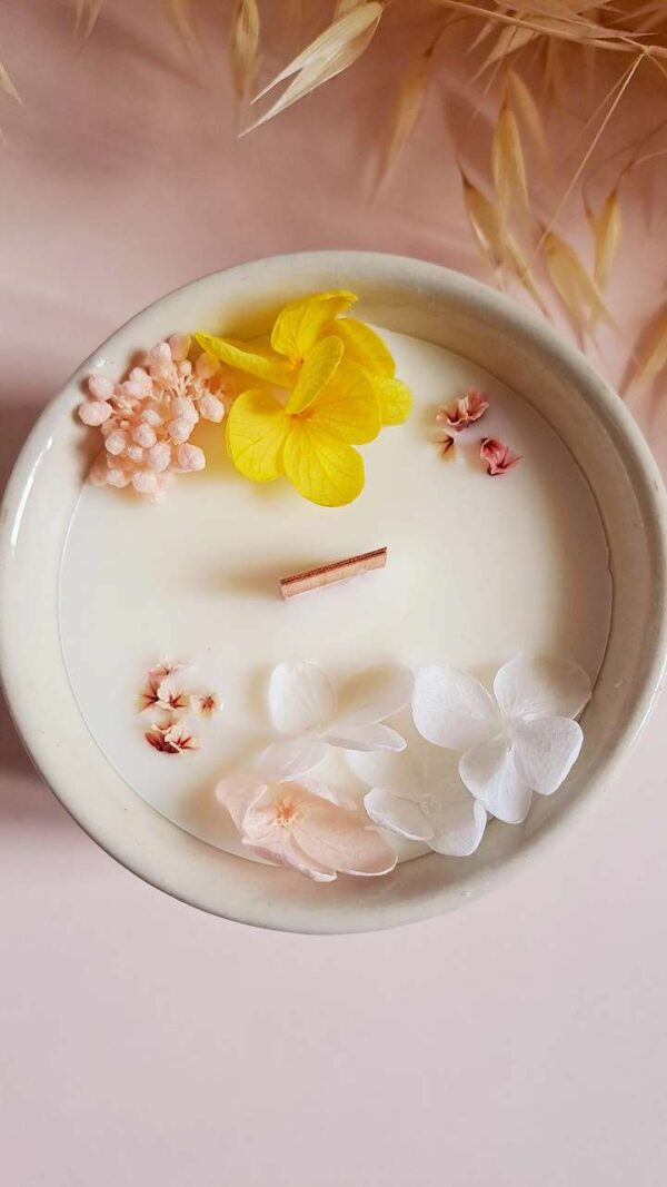 bougie-artisanale-fleurs-séchées