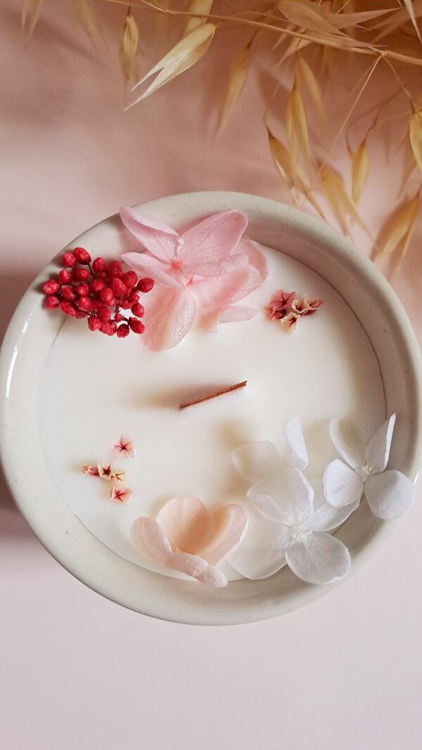 bougie-artisanale-fleurs-séchées