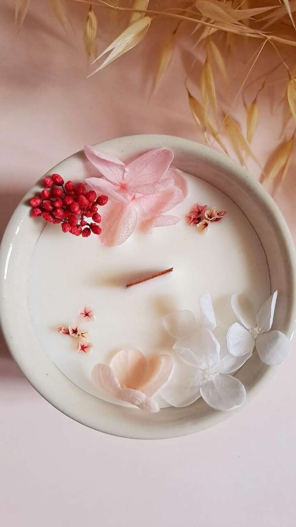 bougie-artisanale-fleurs-séchées