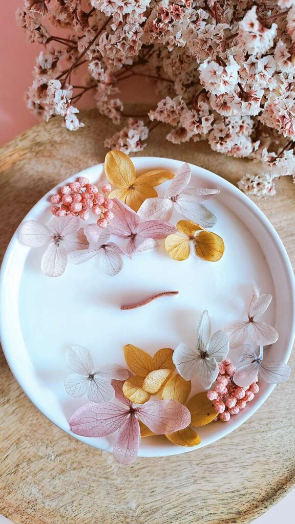 bougie-artisanale-fleurs-séchées