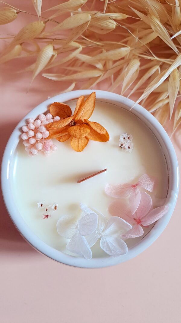 bougie-artisanale-fleurs-séchées