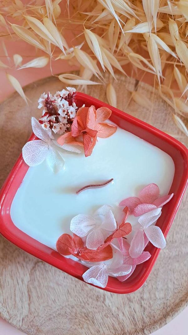 bougie-artisanale-fleurs-séchées