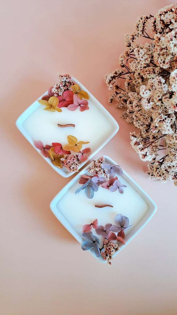 Duo de Bougies Artisanales Parfumées & Fleuries | BOiS DE OUD | BOiS DE SANTAL