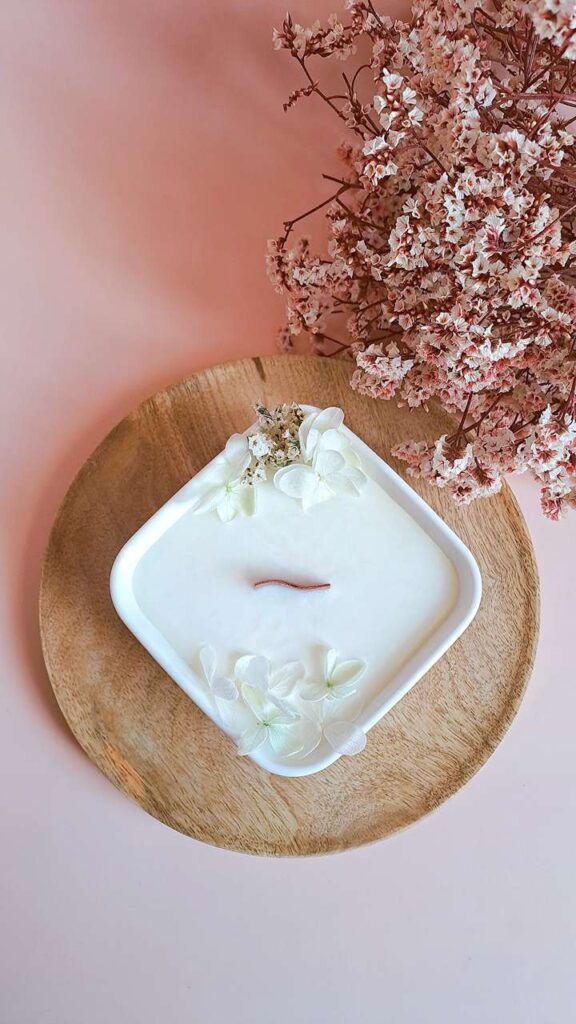 Bougie Artisanale Parfumée et Fleurie | FLEUR DE COTON