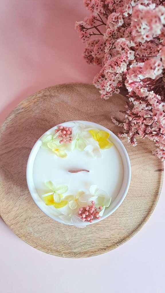 Bougie Artisanale Parfumée et Fleurie | JASMìN POUDRÉ