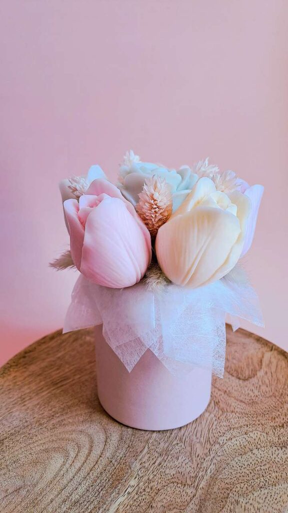 Bouquet Parfumé Artisanal | ÉCLOSìON PASTEL | 12 Parfums de Grasse